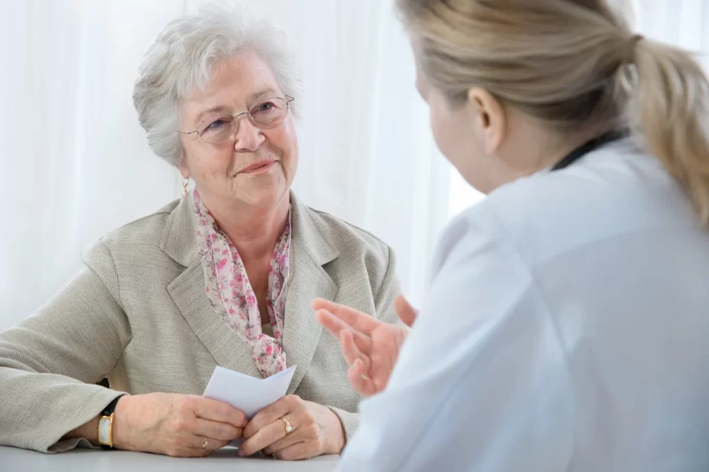doctor discussing diagnosis