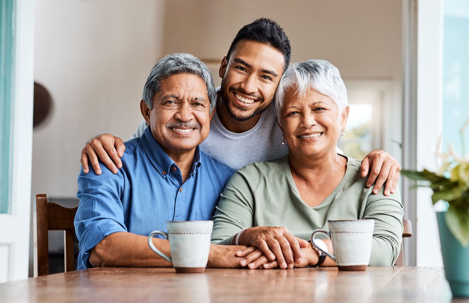 kid with his grandparents